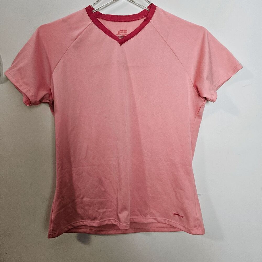 Patagonia Performance Base Layer Capilene V Neck Shirt Women's Pink/Red Size Med